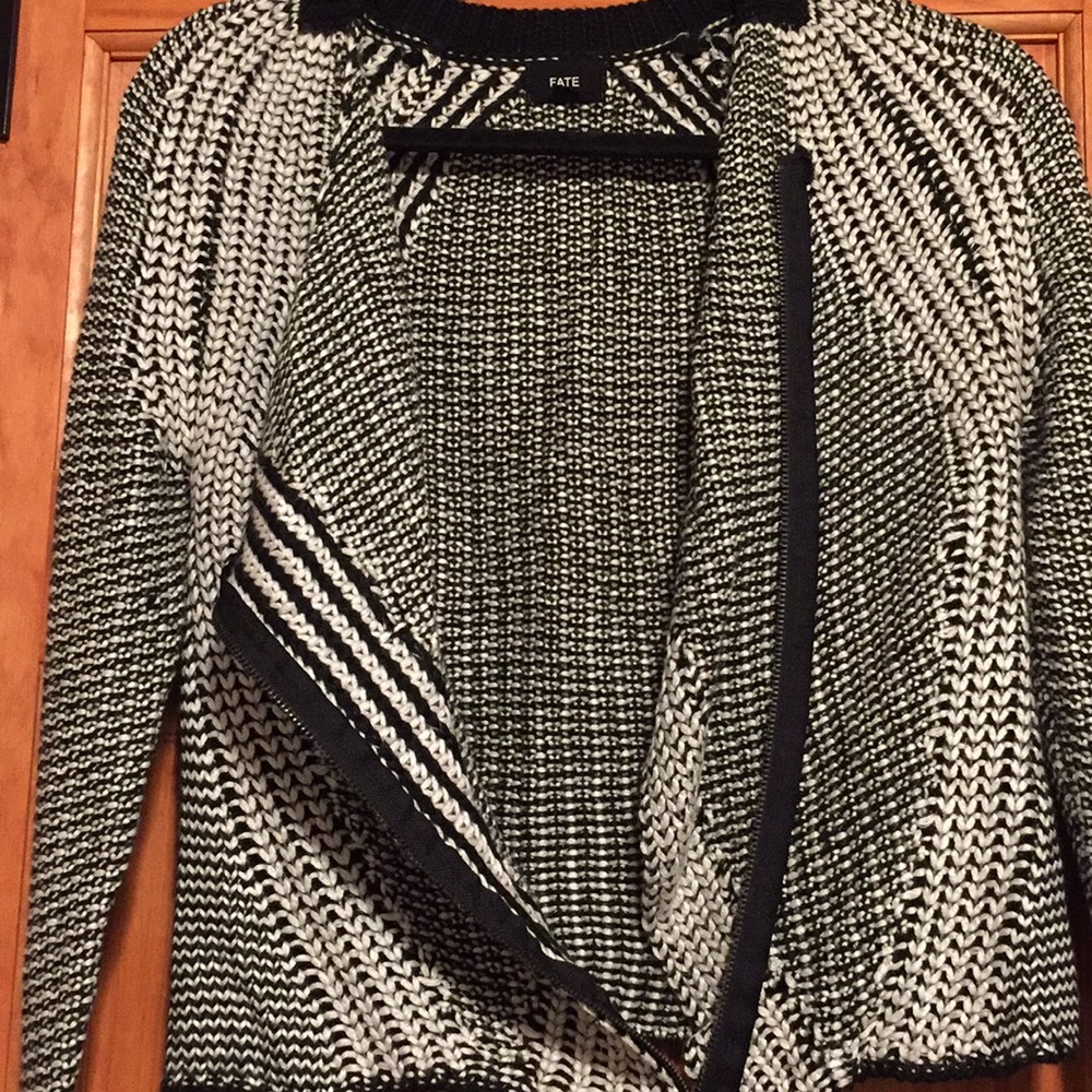 Fate Sweater - image 2